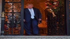 إحباط محاولة لاغتيال الرئيس ترامب بعد قيام شخص مسلح بالتسلل لمنتجع مارالاغو بولاية فلوريدا الأمريكية حسب إعلان من هيئة الخدمات السرية الأمريكية