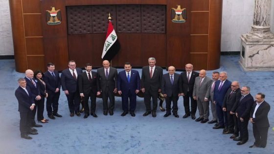 السوداني يرعى توقيع اتفاقيتي مبادئ أولية لتطوير حقول نفطية بين شركات عراقية وأمريكية