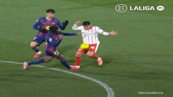 حسب SER : الاتحاد الإسباني أخفى تسجيلات هدف جيرونا حتى عن الحكام.