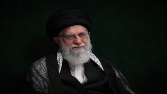 التلفزيون الإيراني: استشهاد قائد الثورة والجمهورية الإسلامية في إيران آية الله السيد علي خامنئي