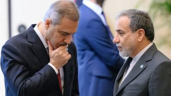 الخارجية الإيرانية: الوزير عراقجي أبلغ نظيره التركي أن إيران لم تطلق أي مقذوفات باتجاه الأراضي التركية