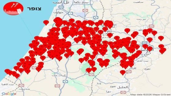 صفارات الإنذار تدوي في تل أبيب بعد اطلاق الصواريخ الإيرانية.