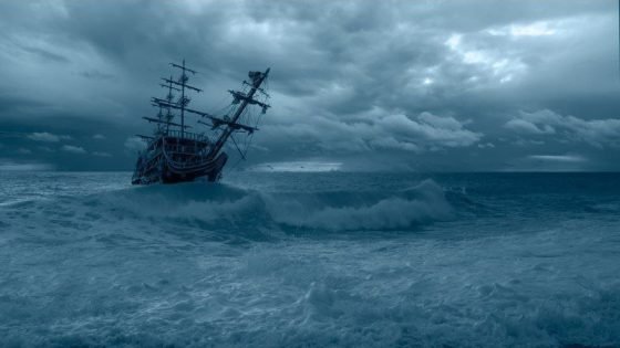 في عام 1850 عثر بحّارة قرب غرينلاند على سفينة تُدعى أوكتافيوس تائهة بين الجليد. وعندما صعدوا إليها وجدوا الطاقم متجمّدين في أماكنهم، وكأن الموت باغتهم في لحظة واحدة.