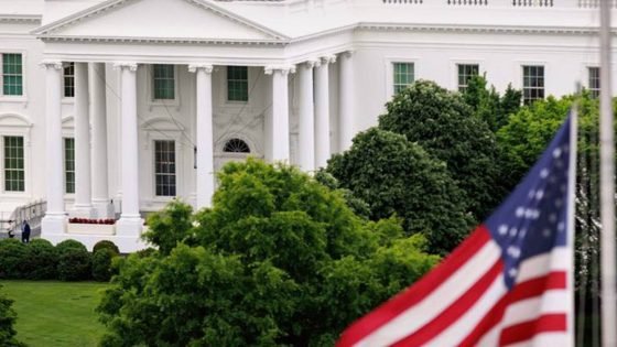 مستشار للبيت الأبيض: علينا إعلان النصر والانسحاب من حرب إيران.