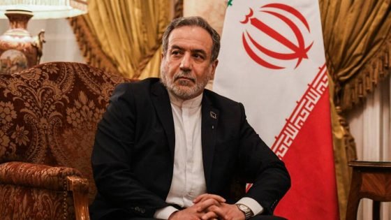 وزير الخارجية الإيراني: بعد أسبوعين من الحرب أصبح البيت الأبيض يتوسل للعالم بما في ذلك الهند لشراء النفط الروسي