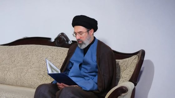 رويترز عن مسؤول إيراني كبير: قائد الثورة الجديد رفض مقترحات أرسلتها دولتان وسيطتان لوزارة الخارجية لخفض التوتر