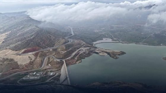 امتلاء سد گومسپان في أربيل نتيجة موجة الأمطار الغزيرة الأخيرة.