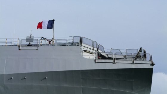 فرنسا: السماح لطائرات أمريكية باستخدام قواعدنا في الشرق الأوسط