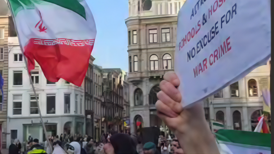 وقفة في هولندا رفضا للعدوان على ايران واغتيال الإمام الخامنئي 