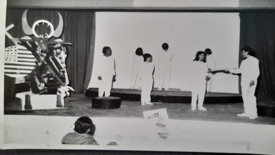 “المؤلف المسرحي هو حجر الأساس… ولا مسرح حيّ بدونه”