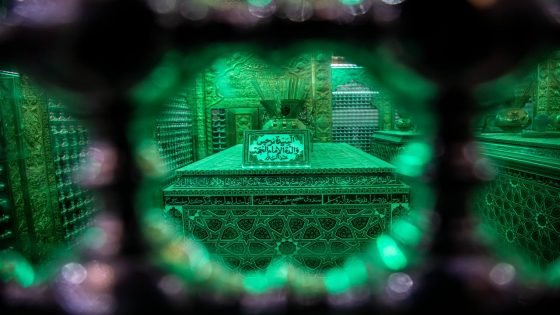 يصادف اليوم 18 شوال، ذكرى وفاة السيدة نرجس (عليها السلام) والدة الامام المهدي (عجل الله تعالى فرجه الشريف)