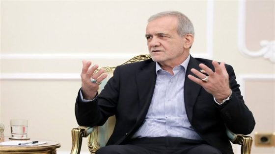 الرئيس الايراني مسعود بزشكيان يهنئ بانتخاب الرئيس العراقي الجديد