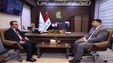 رئيس هيئة الحماية الاجتماعية في وزارة العمل أحمد الموسوي يبحث مع وفد من ديوان الوقف السني آليات تعزيز فرص التشغيل للمستفيدين من الإعانة الاجتماعية وزارة العمل: اللقاء تناول سبل تحويل عدد من المستفيدين إلى فرص عمل داخل دوائر الديوان بما يسهم في إدماجهم في سوق العمل والانتقال بهم من الإعانة إلى الإنتاج