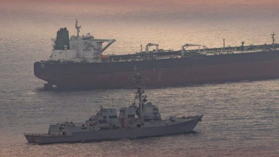 ‏تانكر تراكرز: أمريكا استولت على ما يقدر بنحو 380 مليون دولار من نفط إيران بالمحيط الهندي.