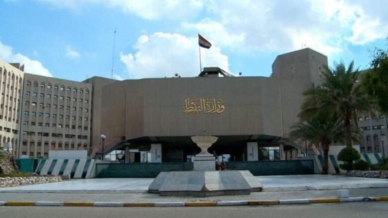 النفط تؤكد وجود تفاهمات لتجنيب الصادرات العراقية آثار حصار مضيق هرمز