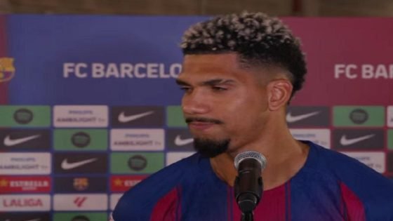 رونالد أراوخو لاعب برشلونة: كلما زادت المشاكل لريال مدريد، كان ذلك أفضل بالنسبة لنا.