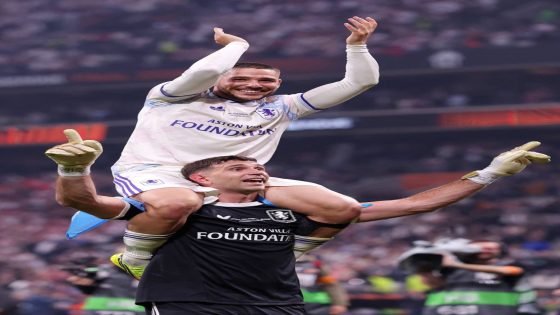 فاز ديبو مارتينيز بجميع النهائيات التي لعبها خلال مسيرته مع المنتخب والنادي.