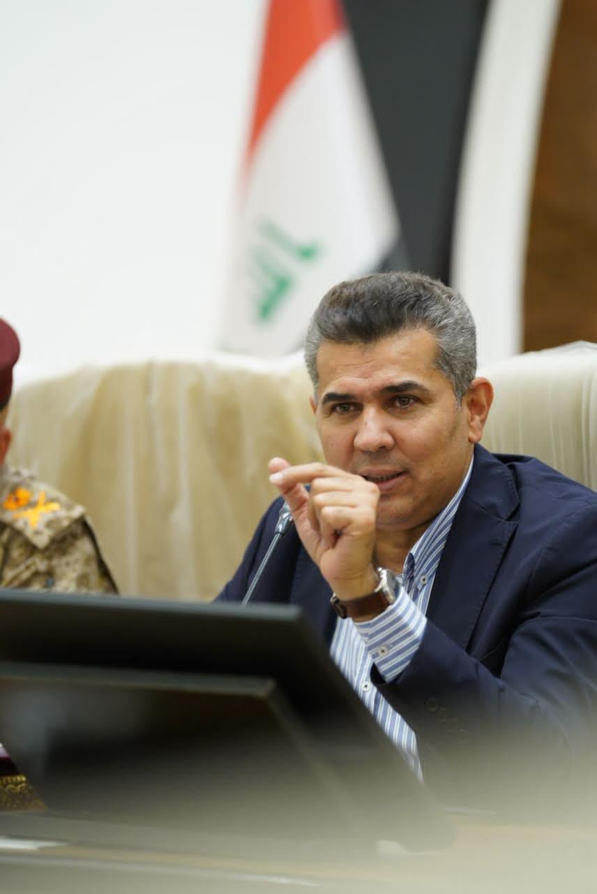 بين محاسبة المذنب وتسويق الرذيلة