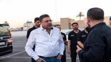 بعون الله تم توفير سياره سياحيه لنقل اعضاء النادي النافذه هوياتهم لسنة ٢٠٢٦ من الباركنك الذكي الى النادي والذي يبعد مسافة ٣٢٥ م وسيكون انطلاق هذه العجله كل ٣٠ دقيقه من الساعه ٧ مساءا ولغاية الساعه ١ بعد منتصف الليل إدارة نادي الصيد
