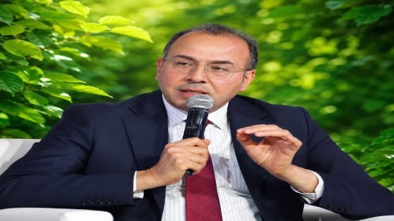الدكتور عارف الساعدي.. حمل المشرح في قلبه حتى وصل إلى قمة أدباء العراق