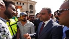 استنادًا إلى توجيهات محافظ البصرة المهندس أسعد العيداني، التقى نائب محافظ البصرة الإداري ماهر إبراهيم العامري، بالمتظاهرين من المهندسين والعلوميين وأصحاب الاختصاصات النفطية، الذين نظموا تظاهرة أمام ديوان محافظة البصرة، للمطالبة بتوفير عقود وزارية ضمن الشركات النفطية