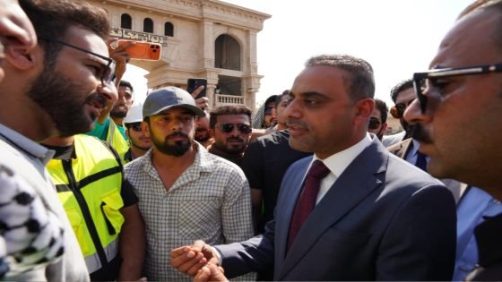 استنادًا إلى توجيهات محافظ البصرة المهندس أسعد العيداني، التقى نائب محافظ البصرة الإداري ماهر إبراهيم العامري، بالمتظاهرين من المهندسين والعلوميين وأصحاب الاختصاصات النفطية، الذين نظموا تظاهرة أمام ديوان محافظة البصرة، للمطالبة بتوفير عقود وزارية ضمن الشركات النفطية